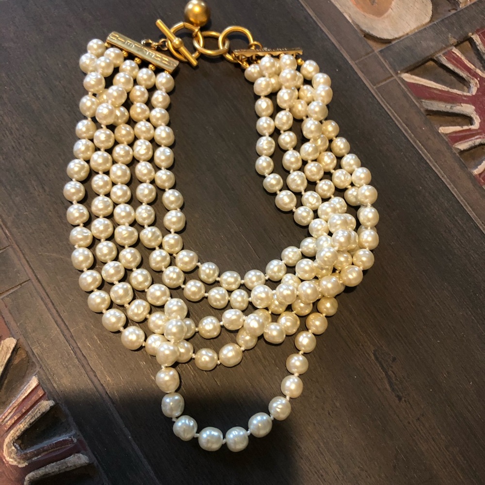 Gorgeous necklace